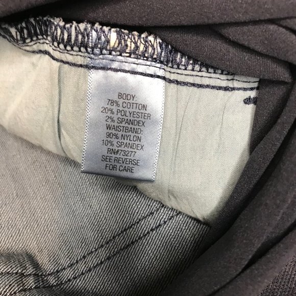 NWT A:glow Maternity 18 Comfy Blue Dark Wash Denim Jean Casual Summer Short - Picture 4 of 5